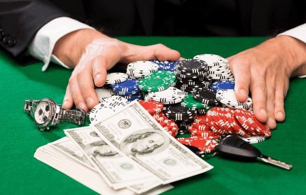 jili online Live Casino table with professional dealer streaming to a Philippine player